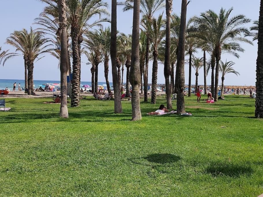 Lux. Frontbeach-Terrace. 5 Pools.Tv. 2 A.C.Netflix Benalmádena Εξωτερικό φωτογραφία
