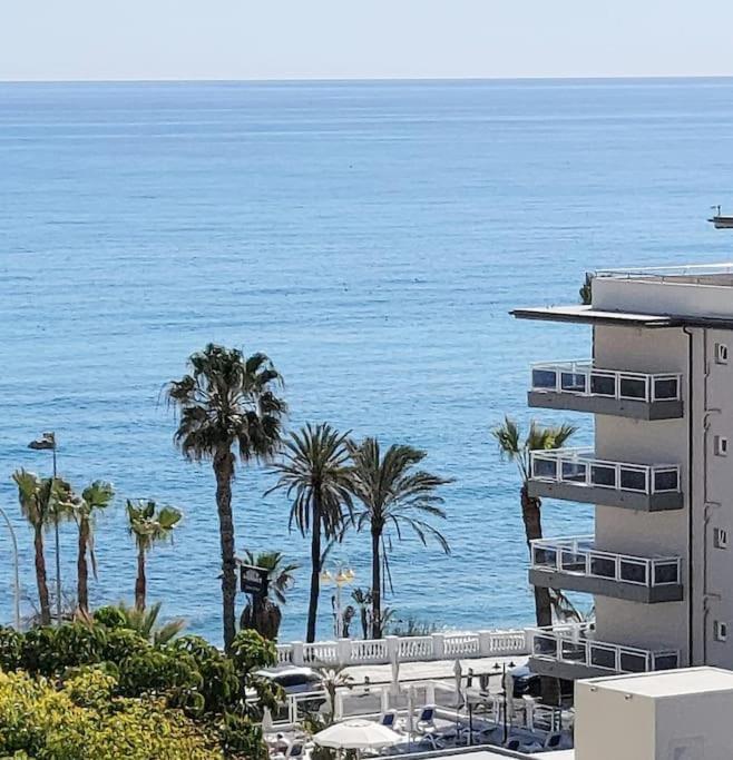 Lux. Frontbeach-Terrace. 5 Pools.Tv. 2 A.C.Netflix Benalmádena Εξωτερικό φωτογραφία